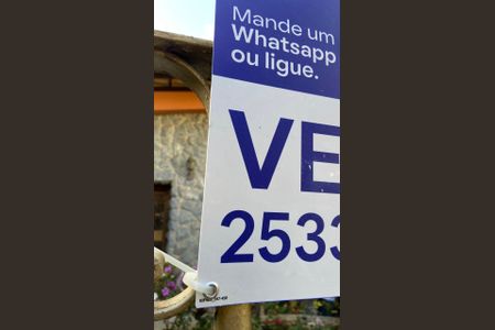 Casa à venda com 360m², 4 quartos e 4 vagas Casa à venda com 360m², 4 quartos e 4 vagasPlaca instalada