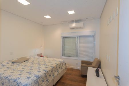 Casa à venda com 412m², 3 quartos e 2 vagas Casa à venda com 412m², 3 quartos e 2 vagasSuíte 3