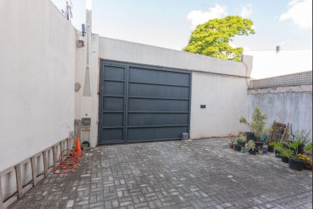 Casa à venda com 412m², 3 quartos e 2 vagas Casa à venda com 412m², 3 quartos e 2 vagasCasa 2- Garagem