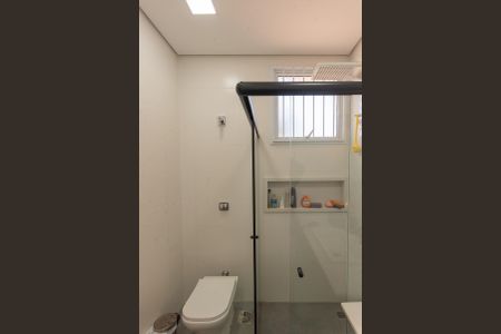 Casa à venda com 412m², 3 quartos e 2 vagas Casa à venda com 412m², 3 quartos e 2 vagasBanheiro da Suíte 2