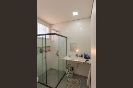 Casa à venda com 412m², 3 quartos e 2 vagas Casa à venda com 412m², 3 quartos e 2 vagasBanheiro da Suíte 2