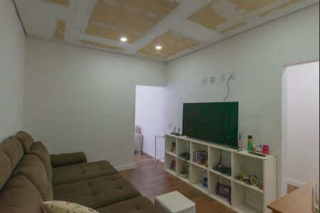 Casa à venda com 412m², 3 quartos e 2 vagas Casa à venda com 412m², 3 quartos e 2 vagasSala de TV