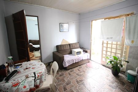 Casa à venda com 125m², 3 quartos e 1 vagaÁrea de Serviço