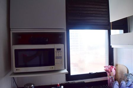 Apartamento para alugar com 77m², 1 quarto e 2 vagas Apartamento para alugar com 77m², 1 quarto e 2 vagasCozinha