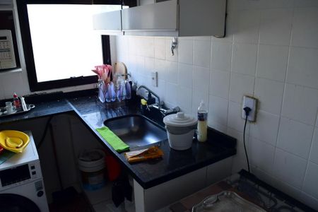 Apartamento para alugar com 77m², 1 quarto e 2 vagas Apartamento para alugar com 77m², 1 quarto e 2 vagasCozinha
