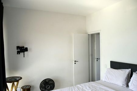 Apartamento para alugar com 77m², 1 quarto e 2 vagas Apartamento para alugar com 77m², 1 quarto e 2 vagasSuíte