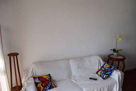 Apartamento para alugar com 77m², 1 quarto e 2 vagas Apartamento para alugar com 77m², 1 quarto e 2 vagasSala