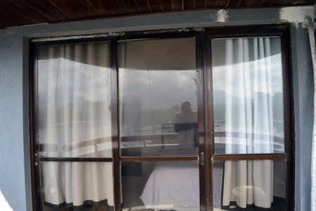 Apartamento para alugar com 77m², 1 quarto e 2 vagas Apartamento para alugar com 77m², 1 quarto e 2 vagasVaranda