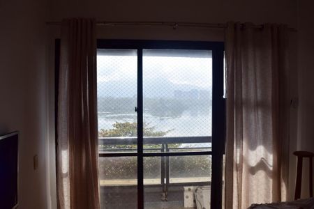 Apartamento para alugar com 77m², 1 quarto e 2 vagas Apartamento para alugar com 77m², 1 quarto e 2 vagasSala