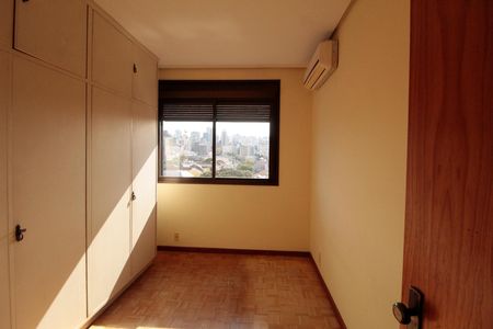 Apartamento à venda com 220m², 3 quartos e 1 vagaQuarto 2