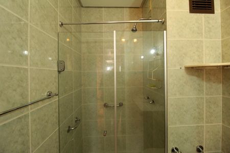 Apartamento à venda com 220m², 3 quartos e 1 vagaBanheiro 1