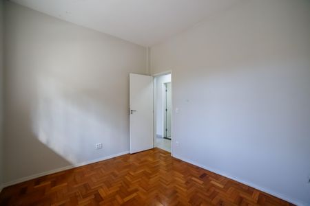 Apartamento à venda com 112m², 3 quartos e 1 vaga Apartamento à venda com 112m², 3 quartos e 1 vagaQuarto 2