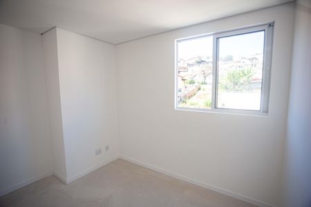 Apartamento à venda com 130m², 2 quartos e 2 vagas Apartamento à venda com 130m², 2 quartos e 2 vagasSuíte 1