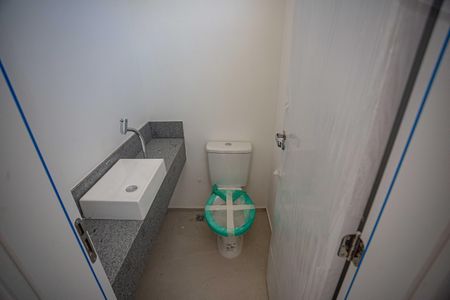 Apartamento à venda com 130m², 2 quartos e 2 vagas Apartamento à venda com 130m², 2 quartos e 2 vagasLavabo