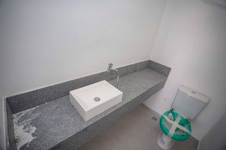 Apartamento à venda com 130m², 2 quartos e 2 vagas Apartamento à venda com 130m², 2 quartos e 2 vagasLavabo 2° Andar