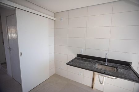 Apartamento à venda com 130m², 2 quartos e 2 vagas Apartamento à venda com 130m², 2 quartos e 2 vagasCozinha