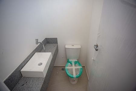 Apartamento à venda com 130m², 2 quartos e 2 vagas Apartamento à venda com 130m², 2 quartos e 2 vagasLavabo