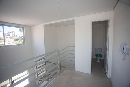 Apartamento à venda com 130m², 2 quartos e 2 vagas Apartamento à venda com 130m², 2 quartos e 2 vagasHall 2° Andar