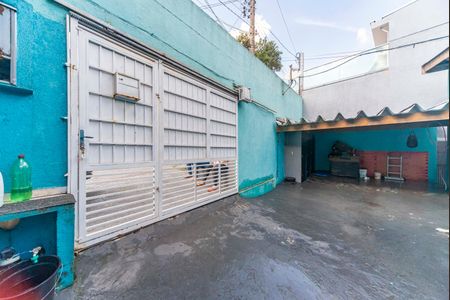 Casa à venda com 181m², 2 quartos e 2 vagas Casa à venda com 181m², 2 quartos e 2 vagasGaragem