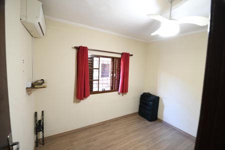 Casa à venda com 200m², 3 quartos e 3 vagasQuarto 1