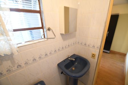 Casa à venda com 200m², 3 quartos e 3 vagasBanheiro de serviço