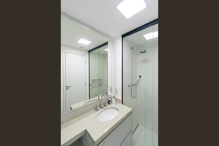 Apartamento para alugar com 240m², 3 quartos e 3 vagas Apartamento para alugar com 240m², 3 quartos e 3 vagasBanheiro da Suíte 2