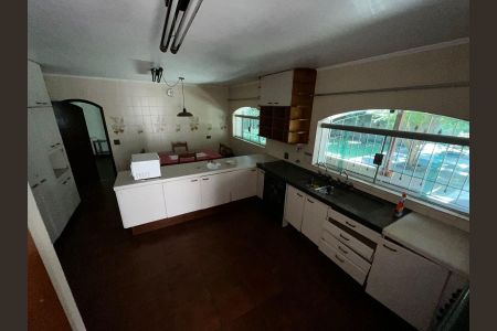Casa à venda com 55m², 5 quartos e 3 vagas