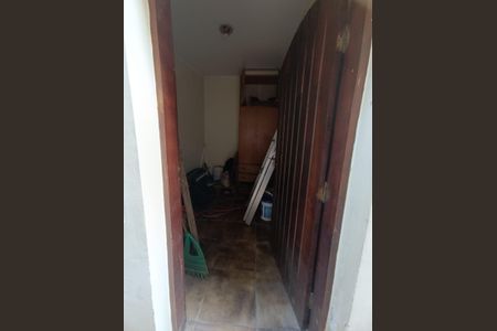 Casa à venda com 55m², 5 quartos e 3 vagas