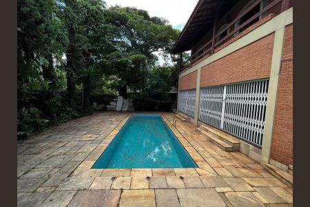Casa à venda com 55m², 5 quartos e 3 vagas