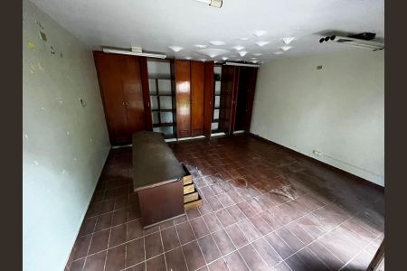 Casa à venda com 5 quartos, 55m² em Chácara Jaraguá, São Paulo