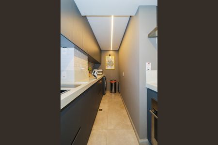 Apartamento à venda com 103m², 2 quartos e 3 vagas Apartamento à venda com 103m², 2 quartos e 3 vagasCozinha