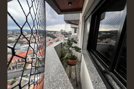 Apartamento à venda com 189m², 4 quartos e 4 vagasVaranda da Suíte 1