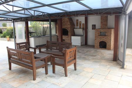 Apartamento à venda com 189m², 4 quartos e 4 vagasÁrea comum - Churrasqueira