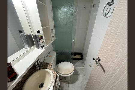 Apartamento à venda com 189m², 4 quartos e 4 vagasBanheiro de serviço