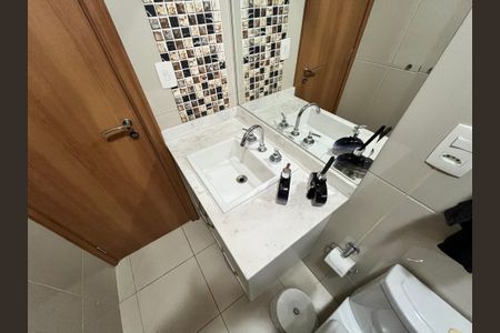 Apartamento à venda com 189m², 4 quartos e 4 vagasBanheiro