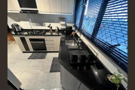 Apartamento à venda com 189m², 4 quartos e 4 vagasCozinha