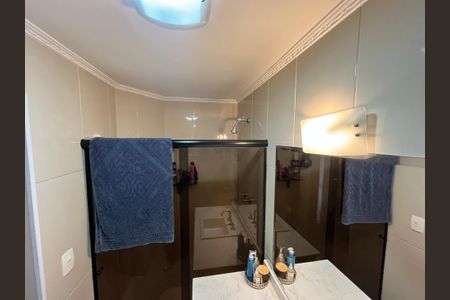 Apartamento à venda com 189m², 4 quartos e 4 vagasBanheiro da Suíte 1