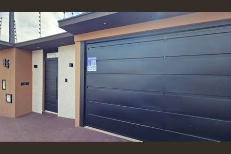 Casa à venda com 190m², 3 quartos e 5 vagasFachada