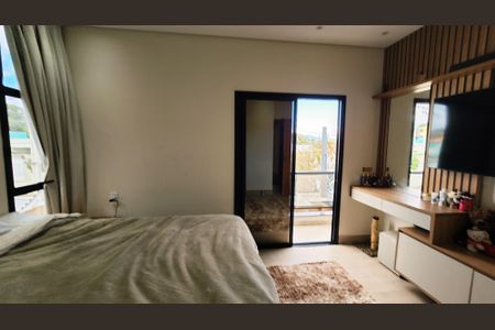 Casa à venda com 190m², 3 quartos e 5 vagas Suíte 2