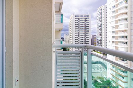 Apartamento à venda com 41m², 1 quarto e 1 vaga Apartamento à venda com 41m², 1 quarto e 1 vagaVaranda