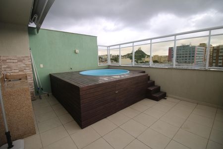 Apartamento à venda com 175m², 3 quartos e 2 vagasCobertura - Piscina