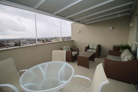 Apartamento à venda com 175m², 3 quartos e 2 vagasCobertura