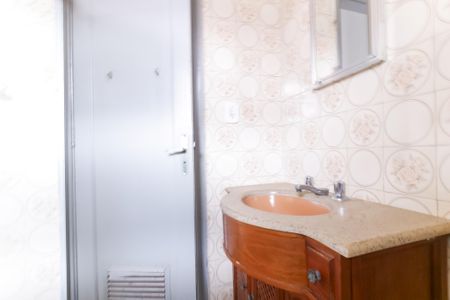 Apartamento à venda com 76m², 2 quartos e sem vaga Apartamento à venda com 76m², 2 quartos e sem vagaBanheiro