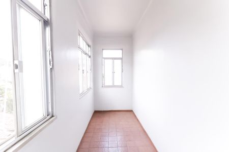 Apartamento à venda com 76m², 2 quartos e sem vaga Apartamento à venda com 76m², 2 quartos e sem vagaCopa