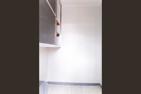 Apartamento à venda com 76m², 2 quartos e sem vaga Apartamento à venda com 76m², 2 quartos e sem vagaQuarto de Serviço