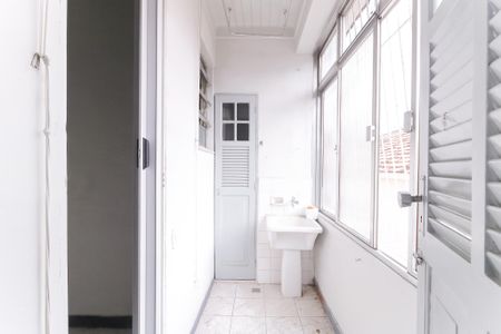 Apartamento à venda com 76m², 2 quartos e sem vaga Apartamento à venda com 76m², 2 quartos e sem vagaÁrea de Serviço