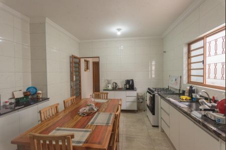 Casa à venda com 114m², 2 quartos e 1 vaga Casa à venda com 114m², 2 quartos e 1 vagaCozinha