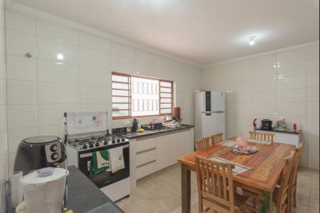 Casa à venda com 114m², 2 quartos e 1 vaga Casa à venda com 114m², 2 quartos e 1 vagaCozinha
