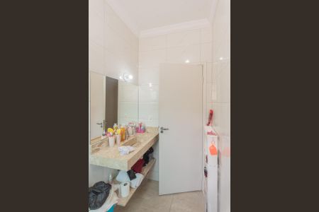 Casa à venda com 114m², 2 quartos e 1 vaga Casa à venda com 114m², 2 quartos e 1 vagaBanheiro