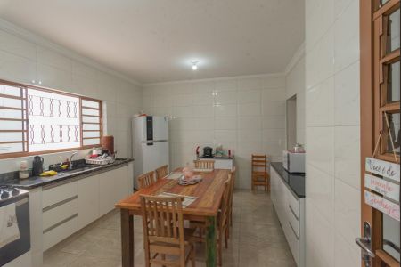 Casa à venda com 114m², 2 quartos e 1 vaga Casa à venda com 114m², 2 quartos e 1 vagaCozinha